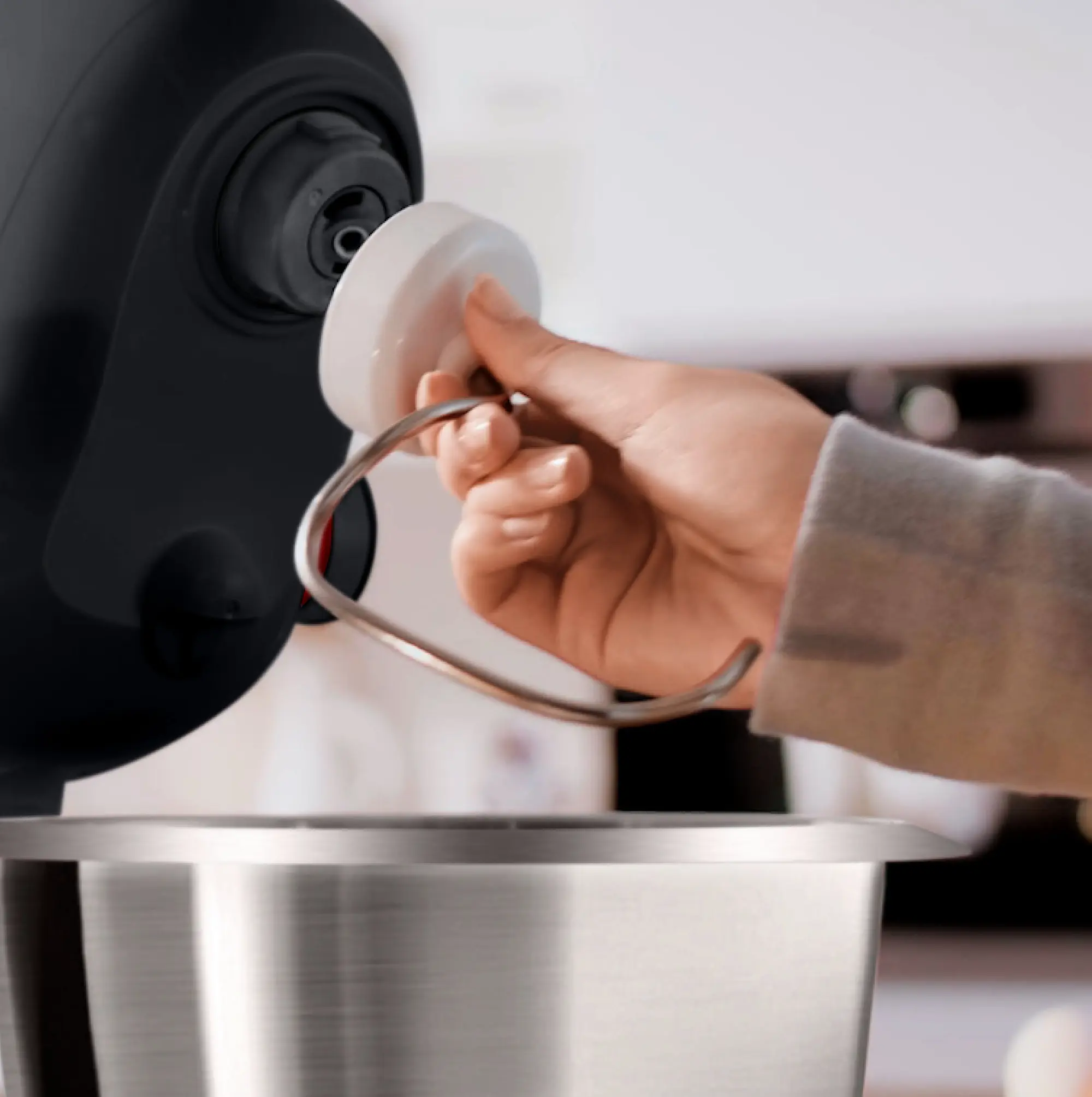 Bosch MUMS2EB01 Series 2 MUM Kitchen Machine 700W Black product view 6