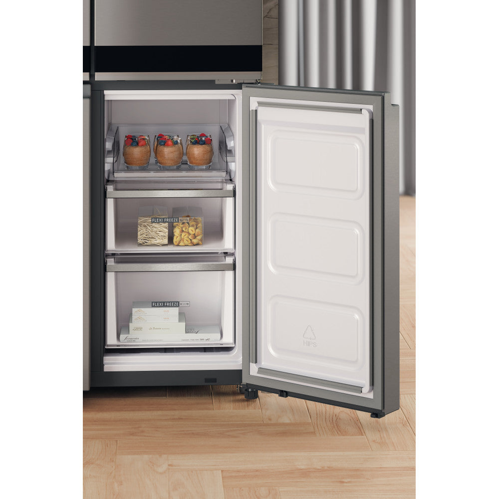 Whirlpool WQ9 B2L G EX 4-Door Fridge Freezer 91cm 677L Inox - Feature View