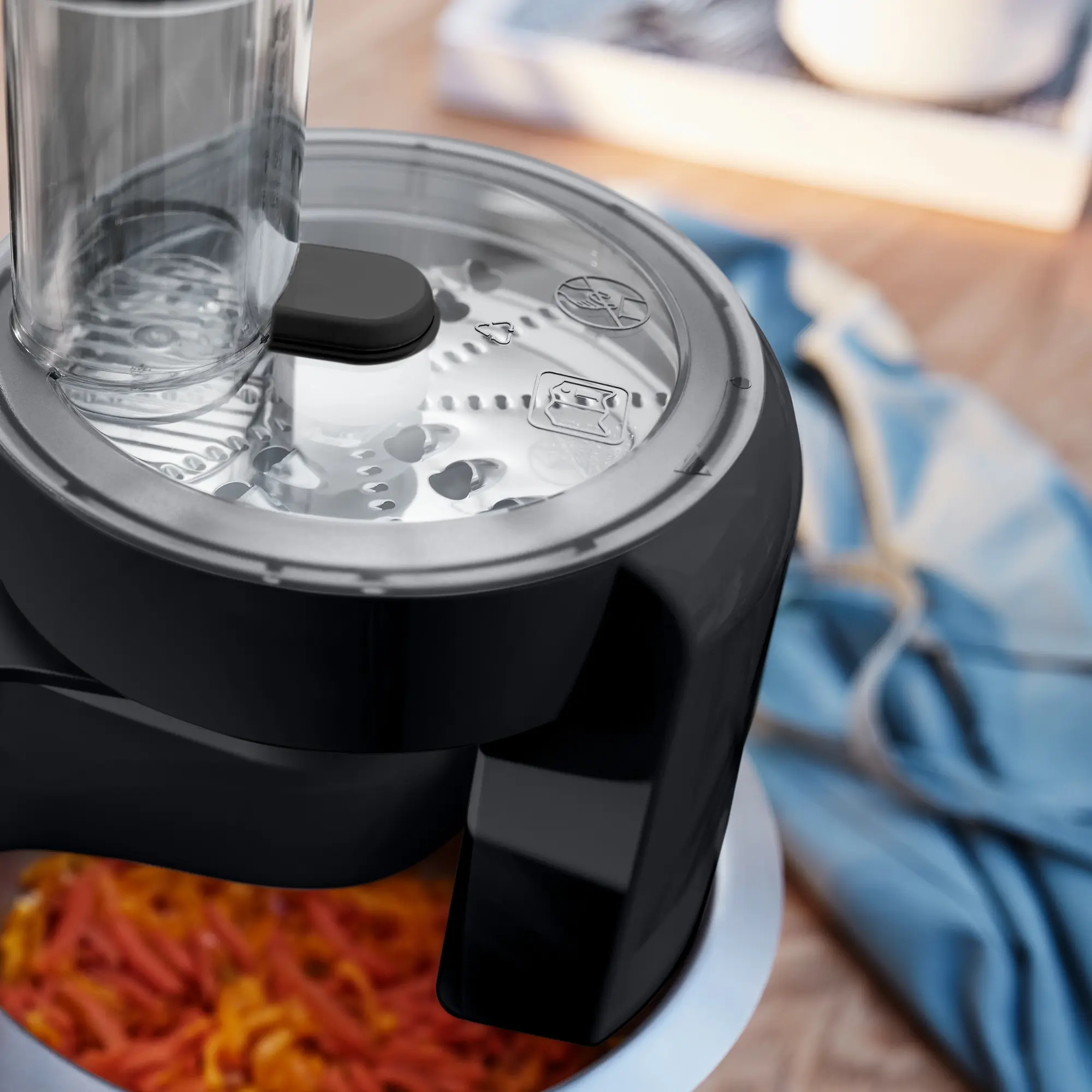 Bosch MUMS2EB01 Series 2 MUM Kitchen Machine 700W Black product view 5