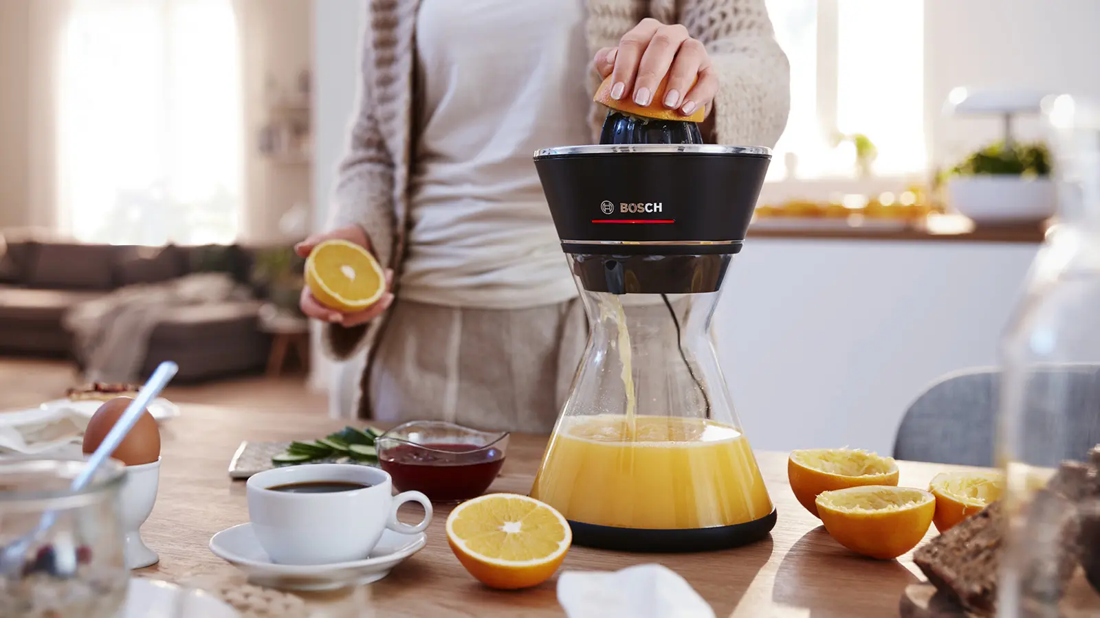Bosch MCP72GPB VitaStyle Citro Citrus Press 40W 1L Black White product view 6