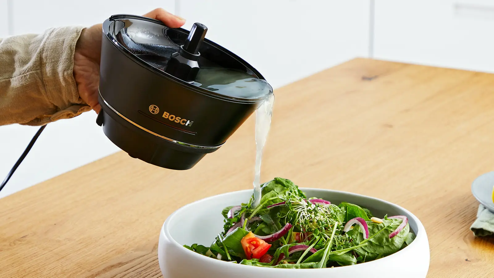 Bosch MCP72GPB VitaStyle Citro Citrus Press 40W 1L Black White product view 9