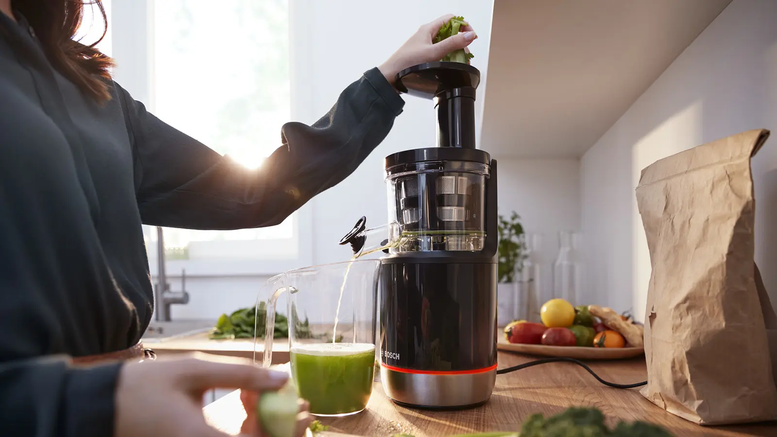 Bosch MESM731M VitaExtract Slow Juicer 150W Black product view 9