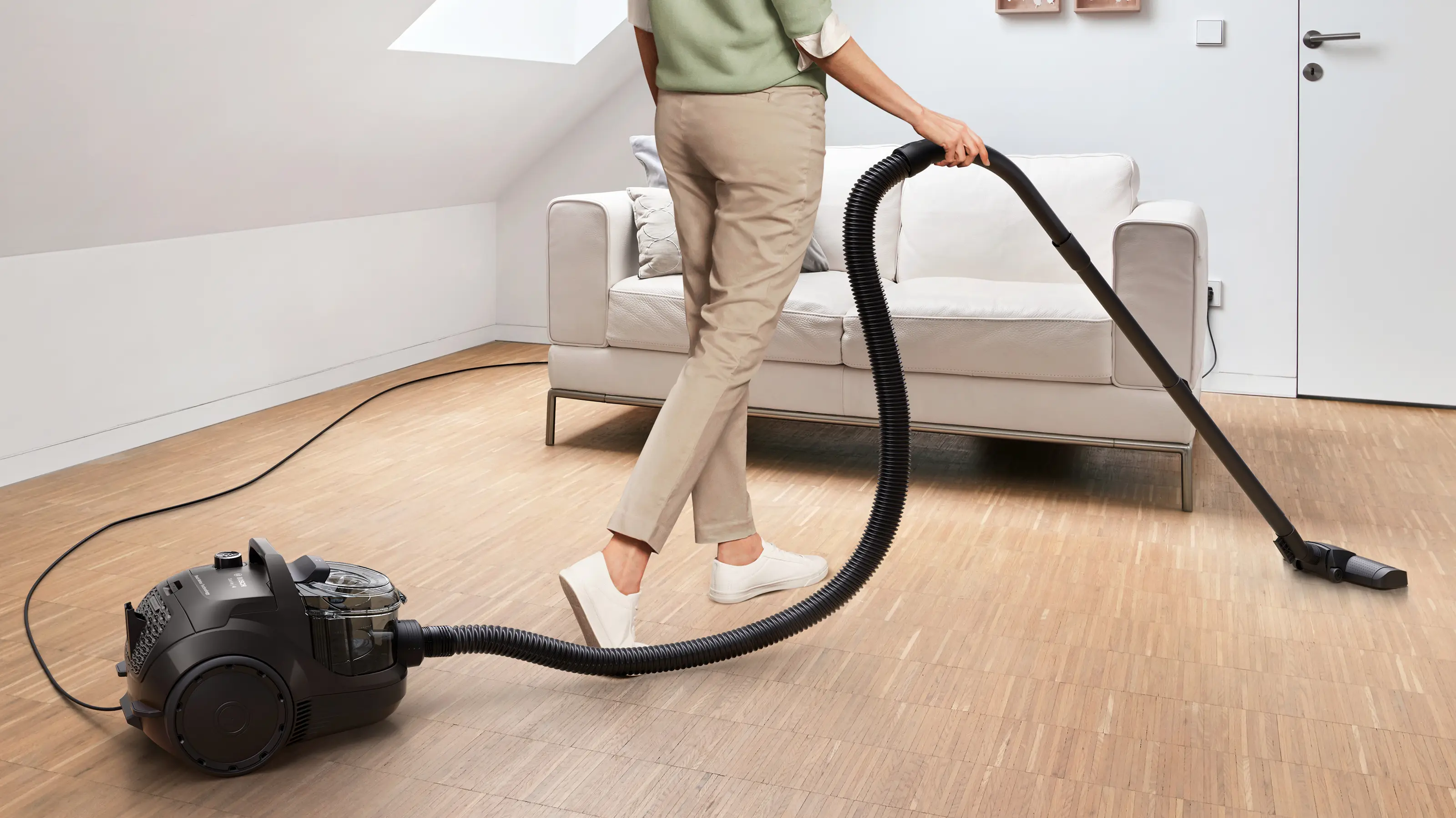 Bosch BGC21X300 Series 4 - Bagless Vacuum Cleaner (Black) product view 10