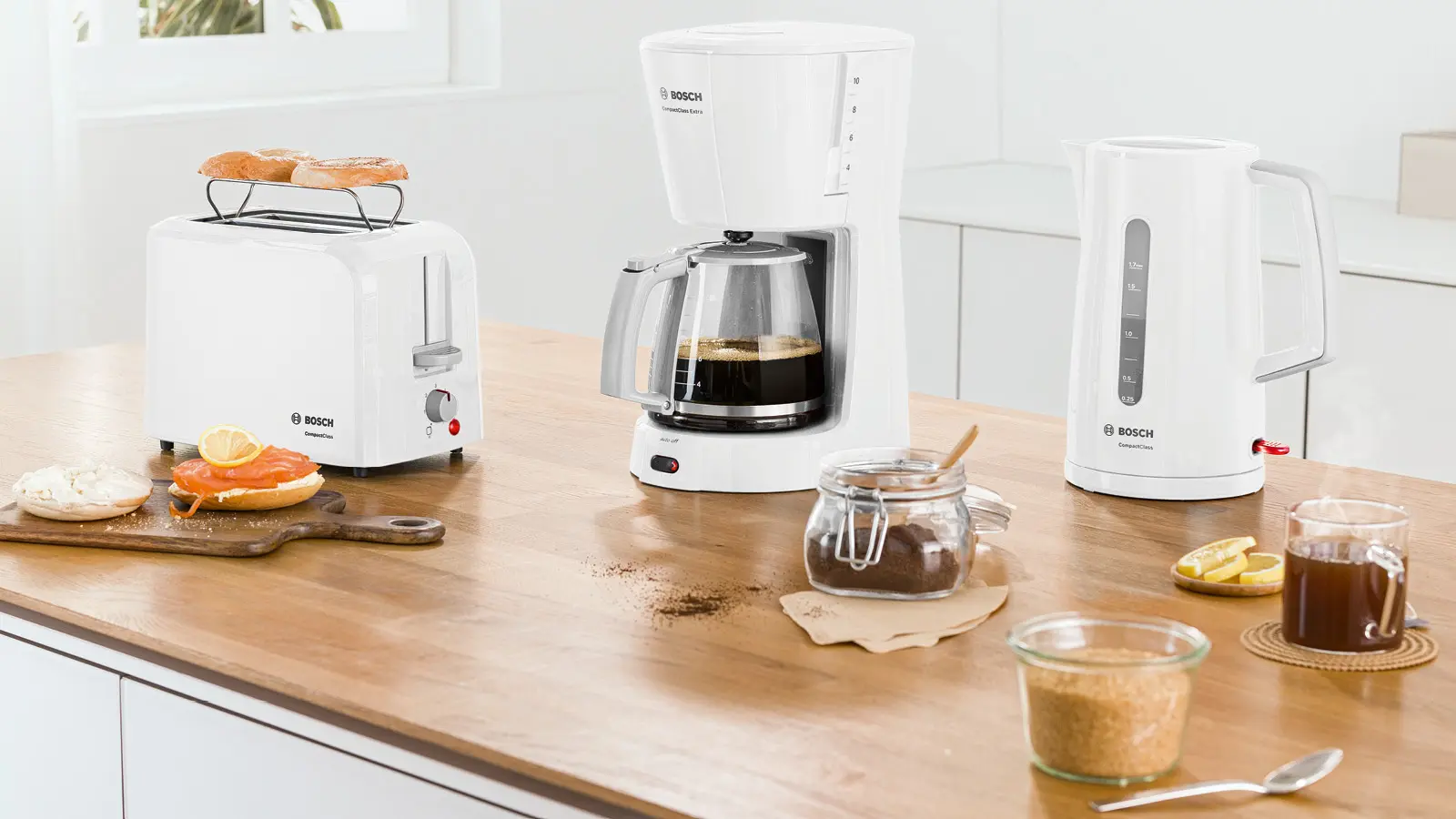 Bosch TKA3A031 CompactClass Extra Filter Coffee Maker 1100W White product view 5