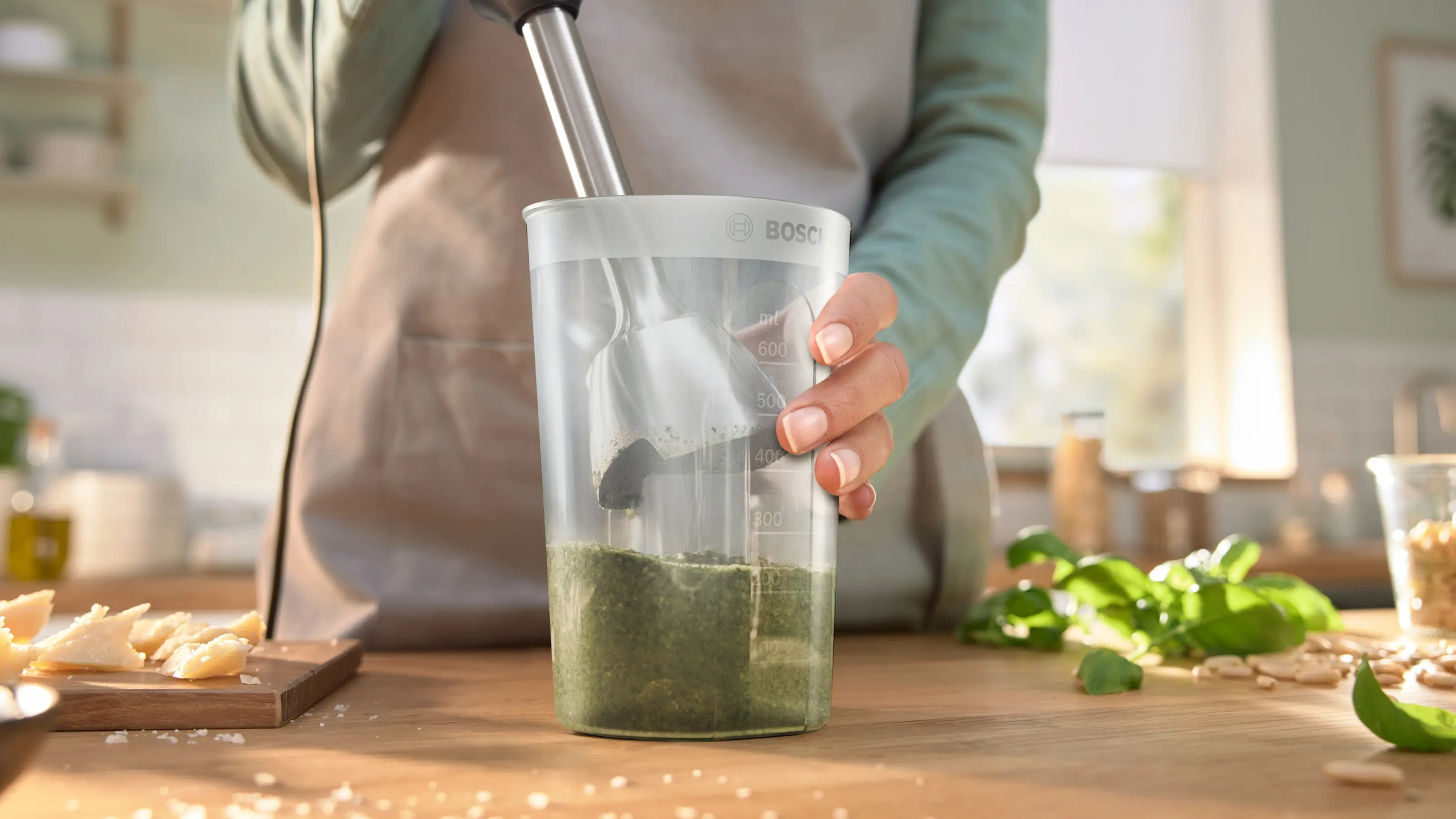Bosch MSM4W421 ErgoMaster Series 4 Hand Blender 800W White Black Grey product view 11