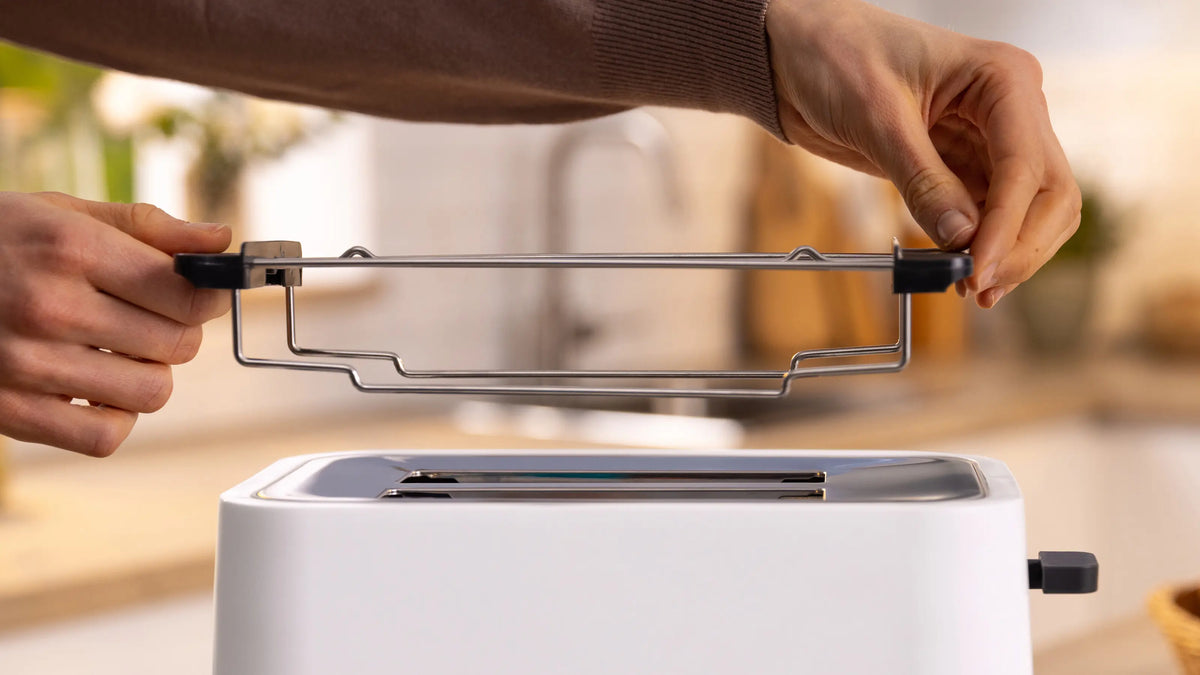 Bosch TAT4M221 950 W 2-slice toaster MyMoment feature image