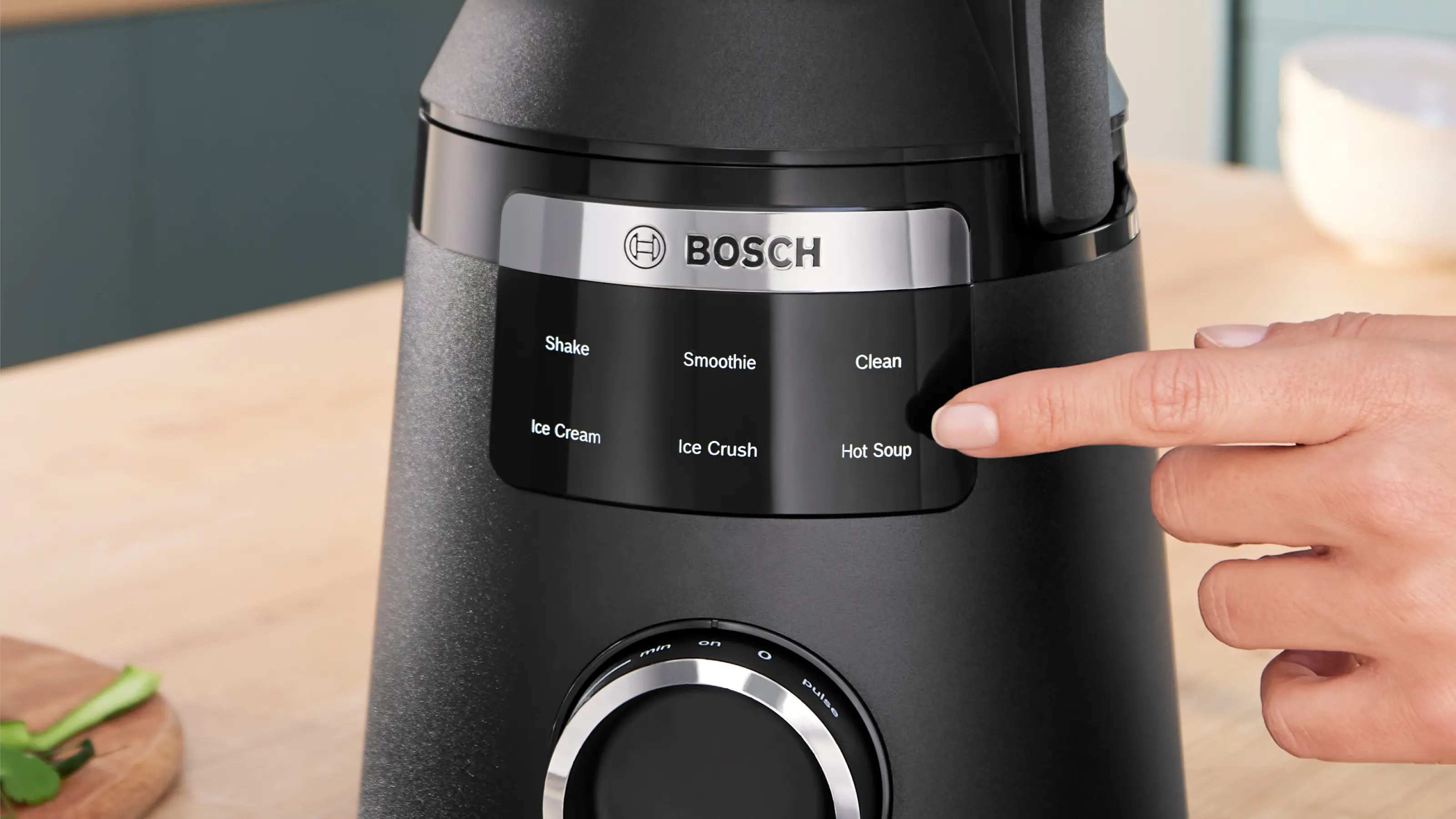 Bosch MMB6652B VitaPower Series 6 High Performance Blender 1800W 2.0L Black product view 5