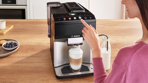 Bosch TPE40307 Series 4 VeroCafe Fully Automatic Coffee Machine Inox Silver Metallic product view 3