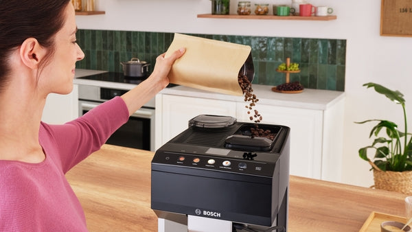 BOSCH TPE40307 Fully Auto Espresso-Coffee Machine Series 4 1500W Inox Silver Metallic