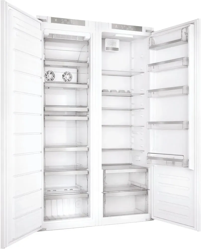 Whirlpool ARG 18081 A++ refrigerator open and closed view