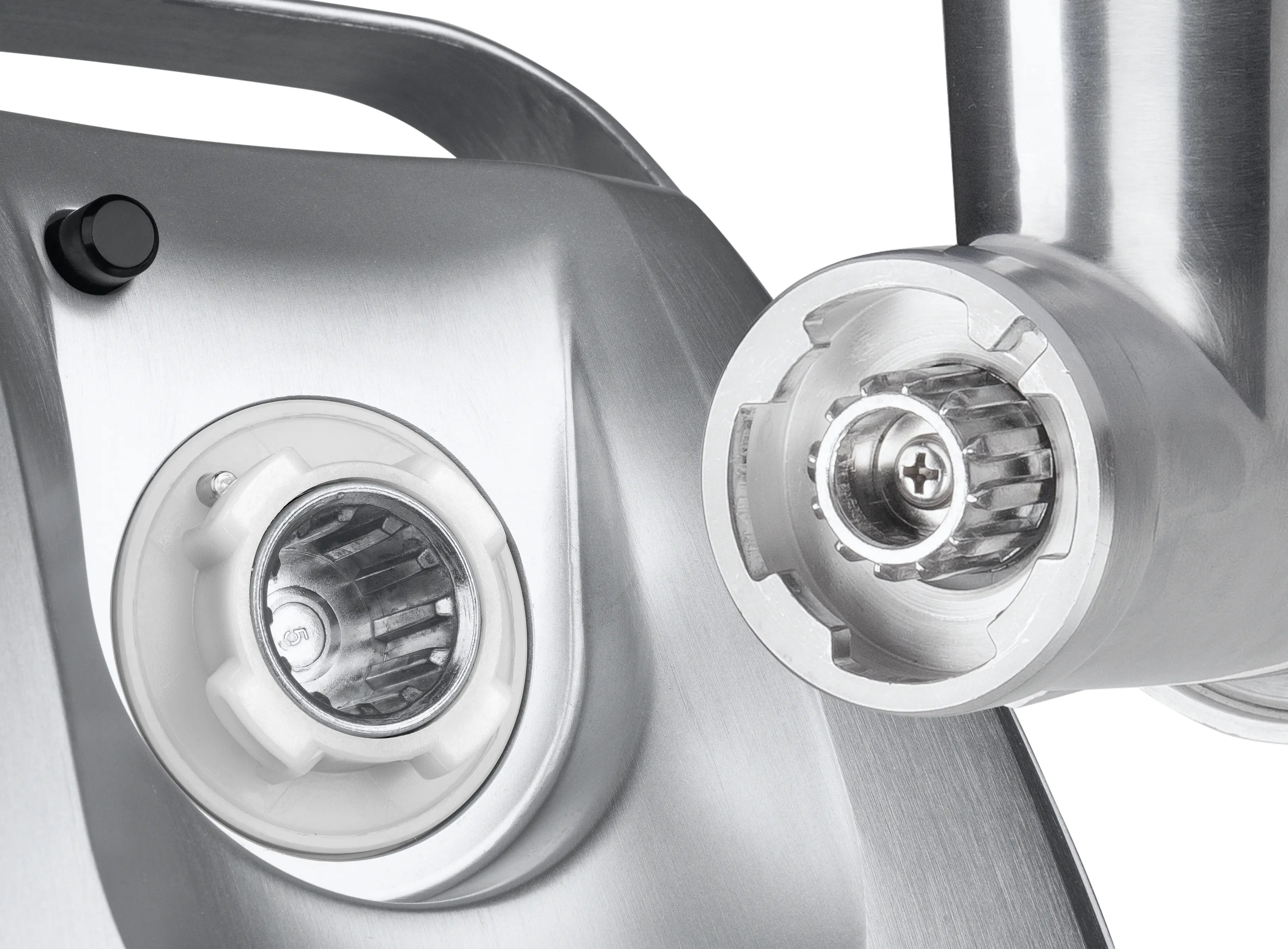 Bosch MFW68640 integrated storage compartment for grinding discs