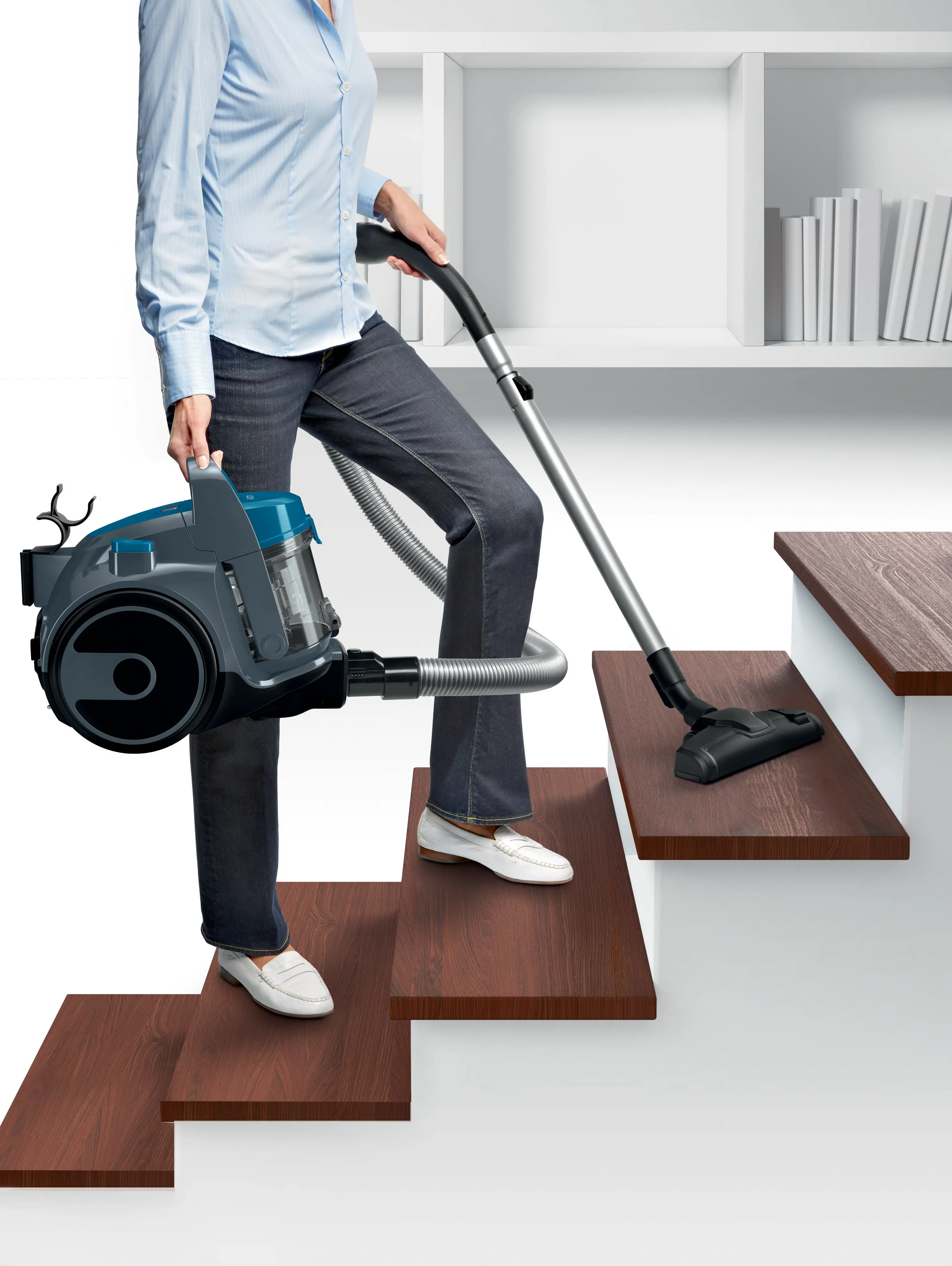 Bosch BGS05A220 Cleannn Series 2 - Lightweight Bagless Canister Vacuum product view 3