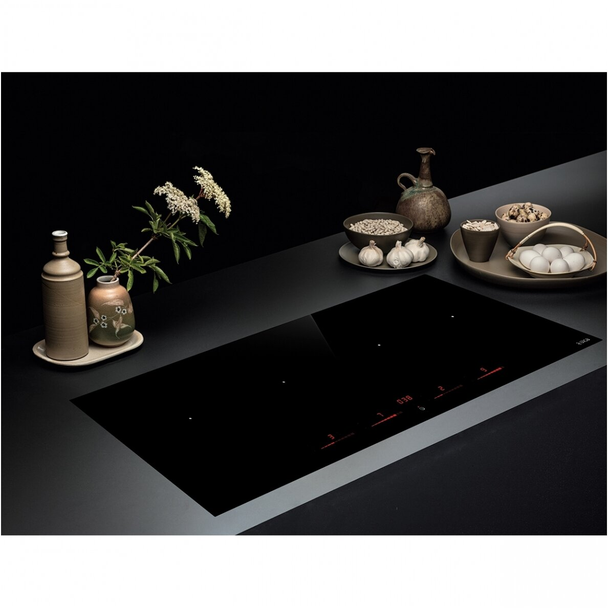 Elica RATIO 874 SLIM BL 87cm built-in induction hob in black glass at Tahboub Appliances Jordan - view 3