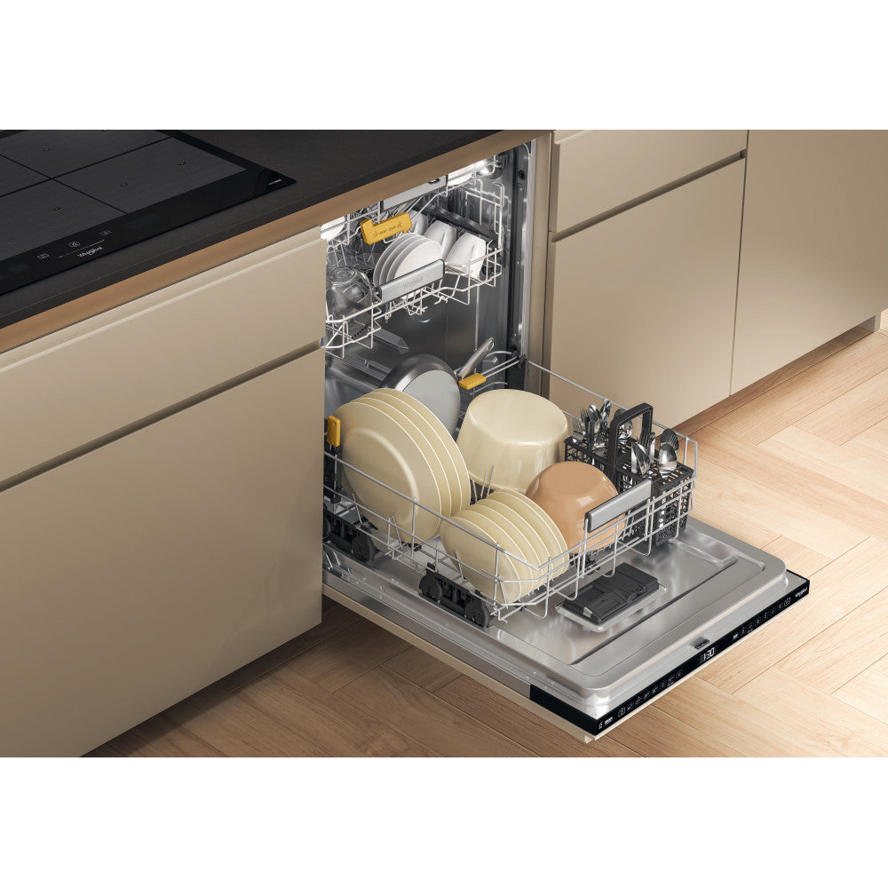 Whirlpool W8I HF58 TU UK fully integrated dishwasher product gallery image 19